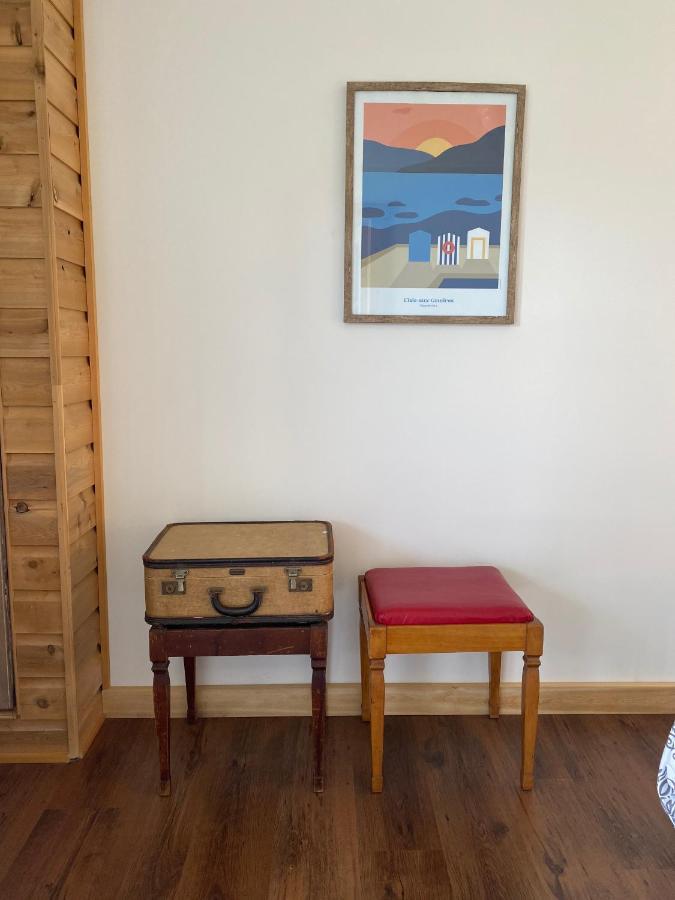 Auberge Et Salle De Spectacle La Fascine L'Isle-aux-Coudres Eksteriør billede